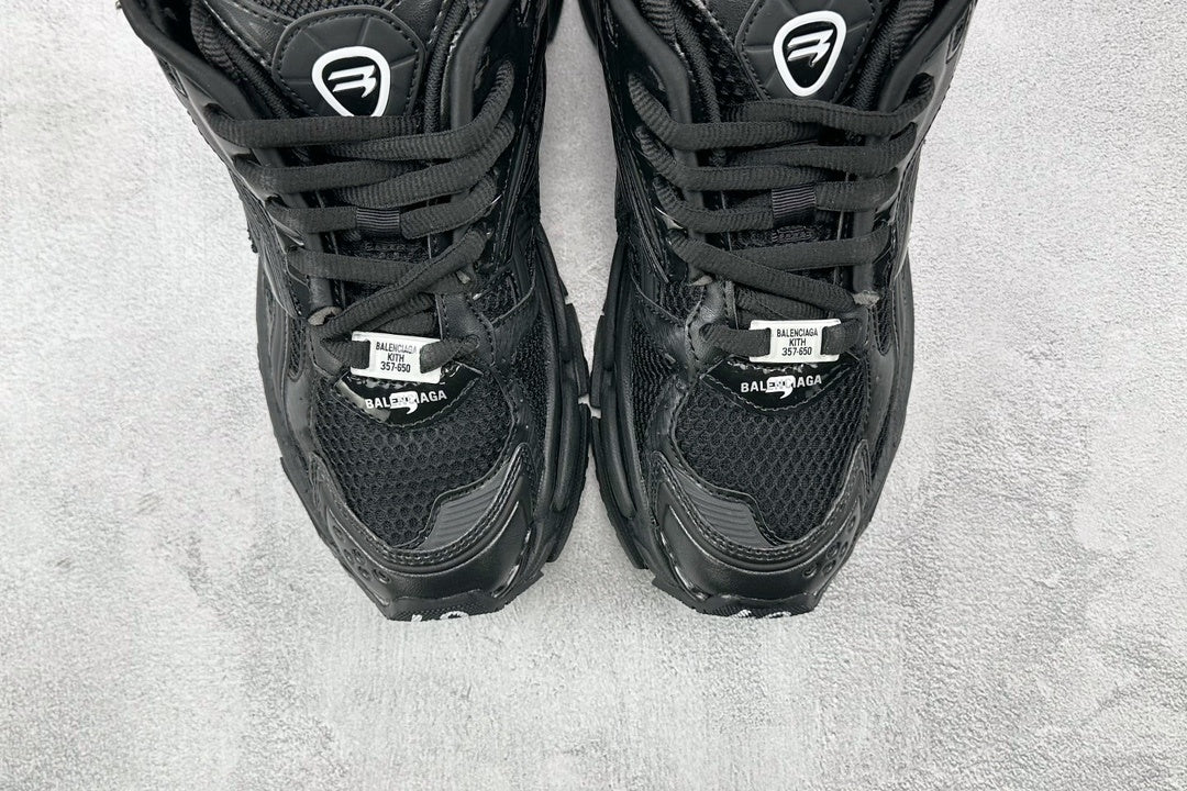 BALENC1AGA RUNNER BLACK