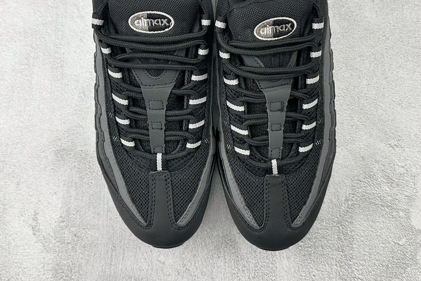 A1R MAX 95 BLACK SILVER